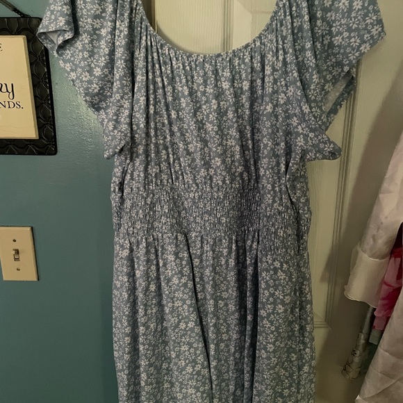 Daisy floral dress - Picture 3 of 4